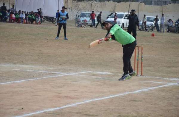 Cricket match damoh 2019