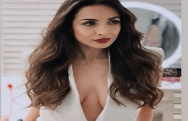 व्हाइट हॉट ड्रेस में मलाइका ने लगाया अपनी बोल्डनेस का तड़का, फैंस हुए दीवाने