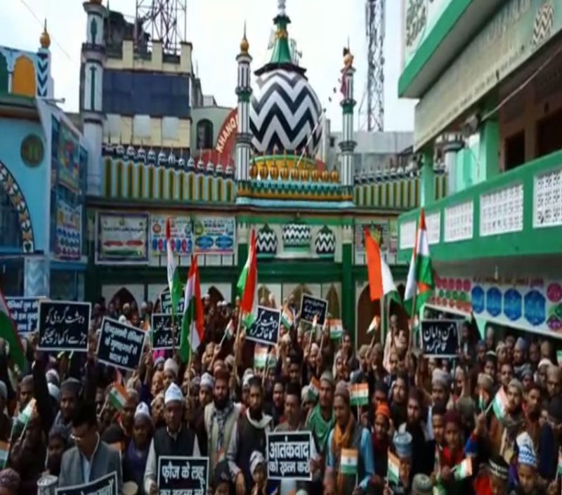 Demand for revenge for the blood of soldiers from Dargah ala Hazrat