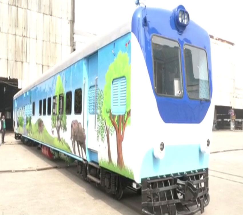 AC rail bus ready for tourists in Dudhwa