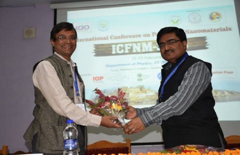 आईआईटी बीएचयू के निदेशक प्रो पीके जैन