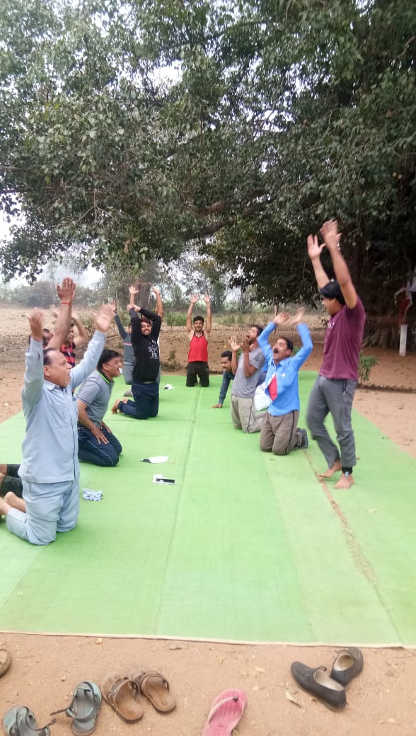 People benefiting from yoga pranayam 