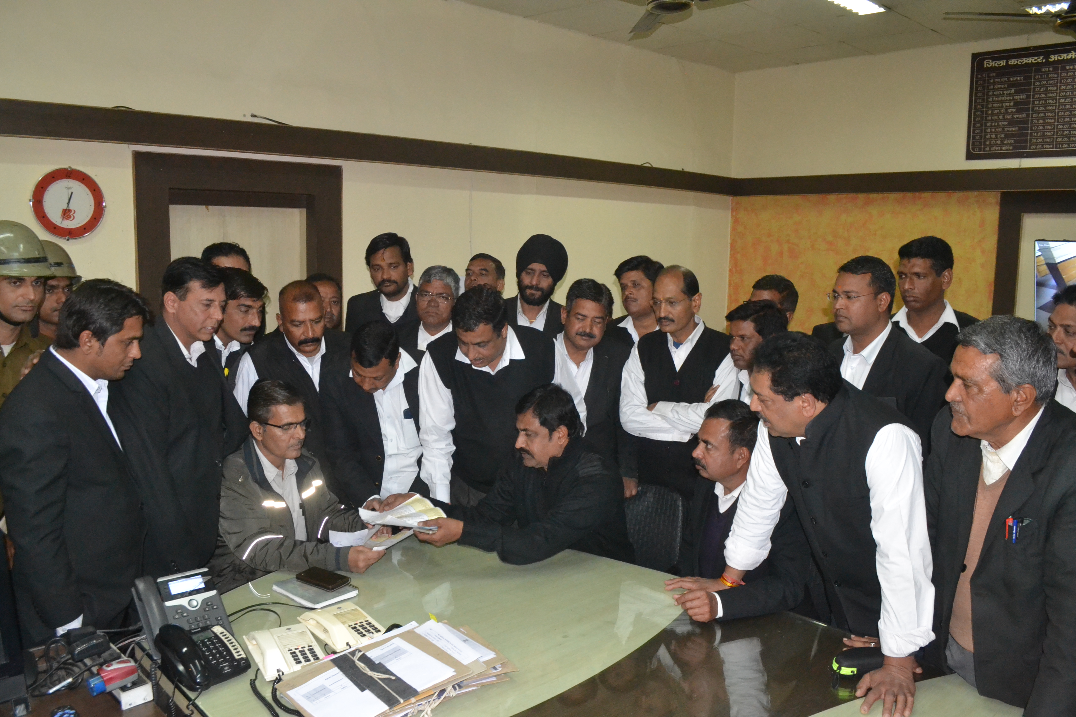 advocates agitation