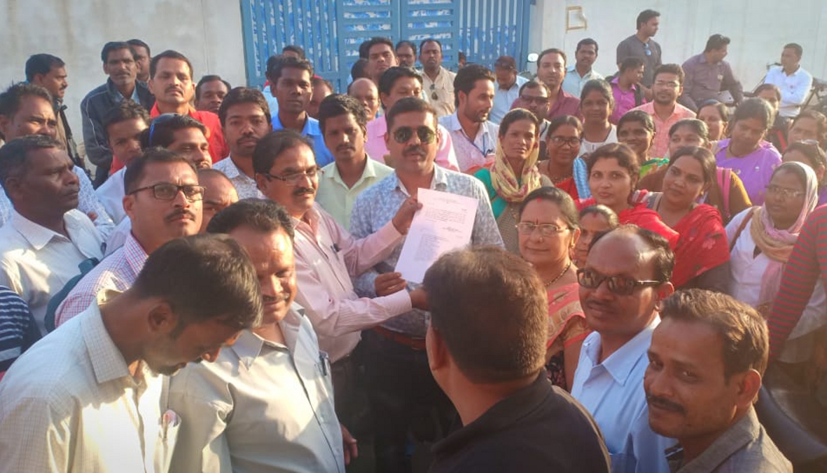 Teachers completing 12 years will get recruitment