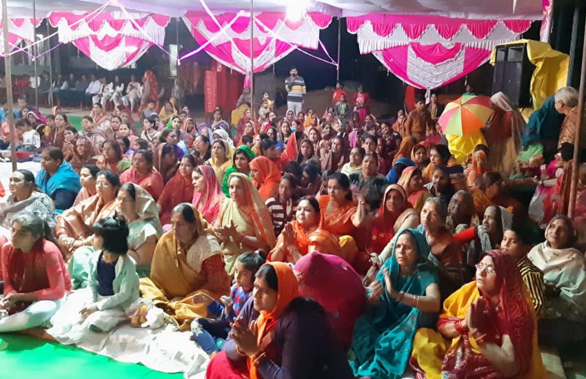 Nandotsav celebrated in Bhagwat Katha on Shrikrishna birth