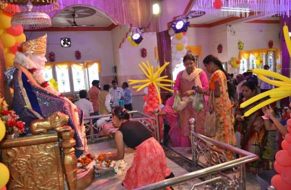 Organizing Bhandara in Sai Baba Temple katni