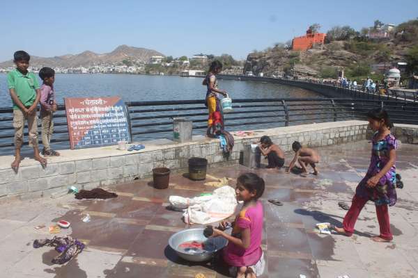 pics of anasagar chaupati