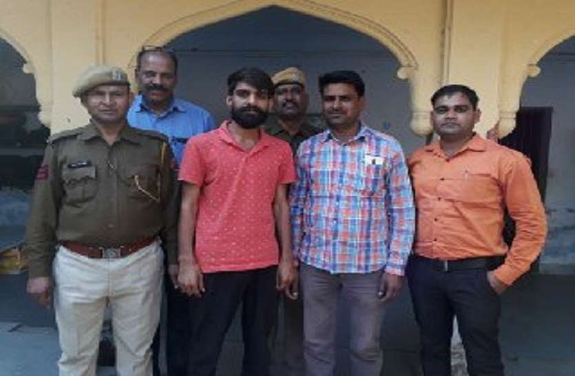 Railway Colony police arrested Masted Wanted accused