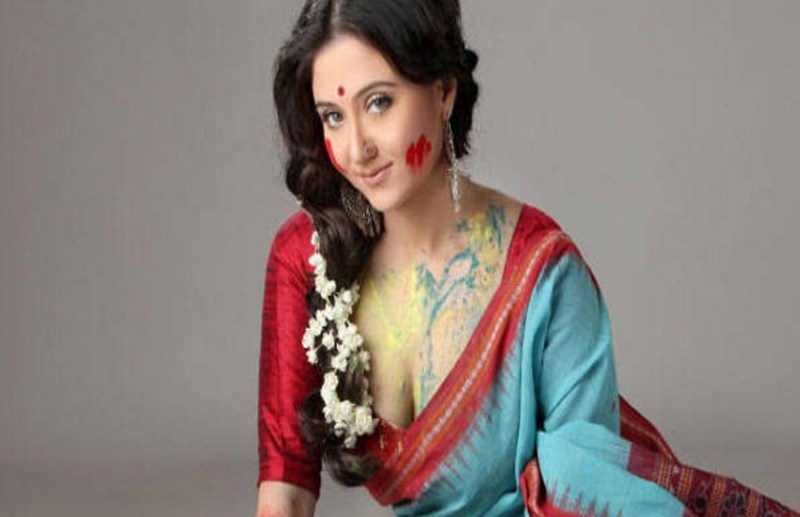 actress-swastika-mukherjee-smashing-reply-trolls-who-body-shamed-her