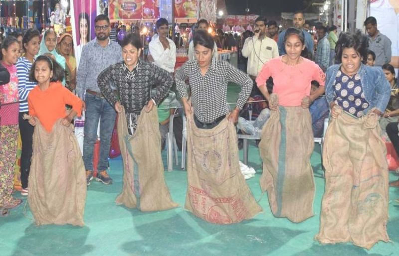 Ran a three-legged shank and then lemon in a spoon