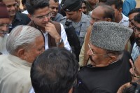 पायलट के सामने अजमेर डेयरी अध्यक्ष रामचंद्र चौधरी व पूर्व पीसीसी सचिव राजेश टंडन भिड़ गए।