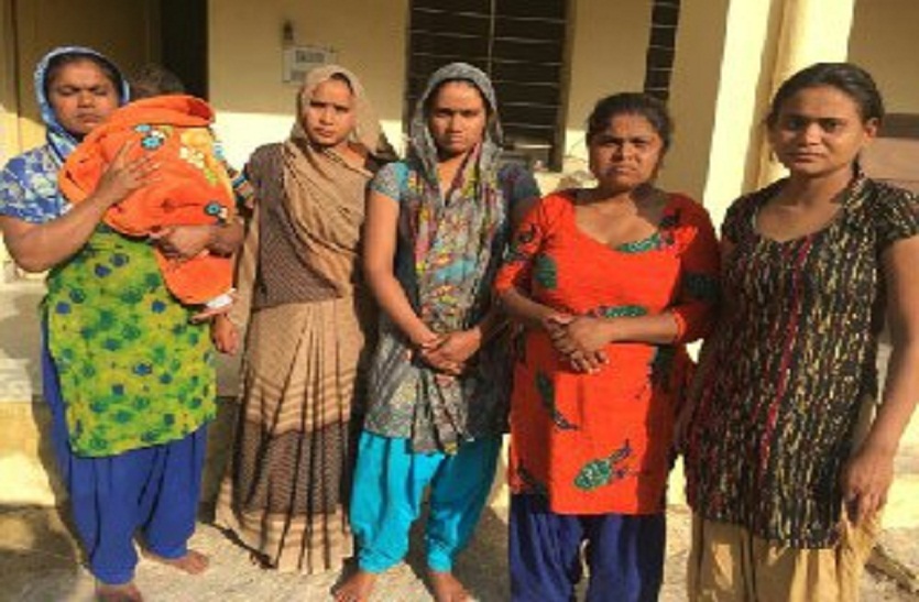 शादियों में पलक झपकते ही उड़ा लेती थी लाखों का माल..शातिर महिला चोरों के किस्से सुन कर रह जाएंगे दंग