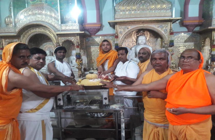 Eighth tirthankar