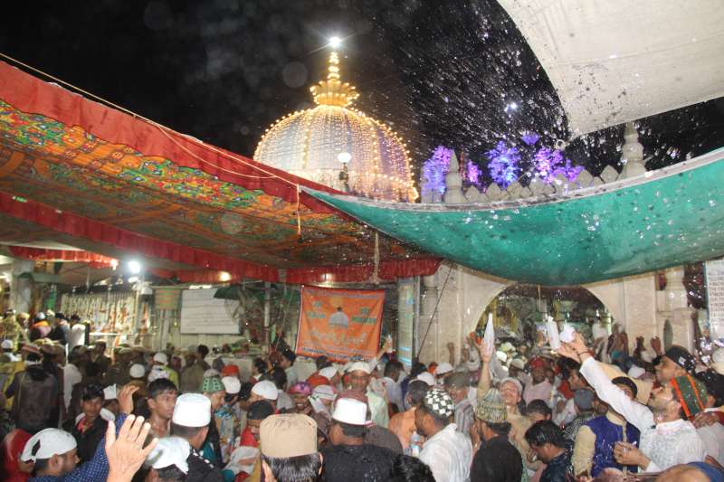 Ajmer Urs 2019 : कुल के छींटों से महकी गरीब नवाज की दरगाह