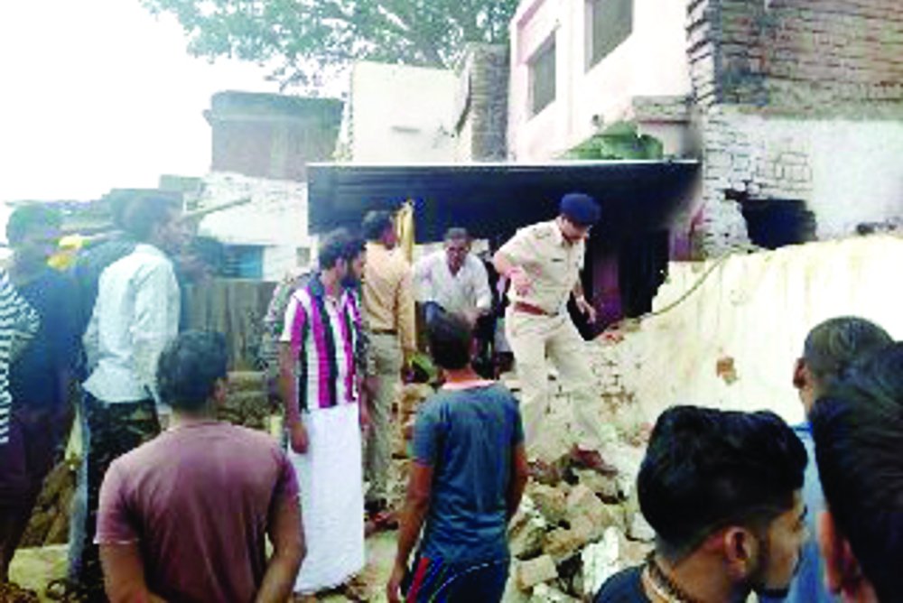 Fire erupted in the house, Death of baby girl in satna
