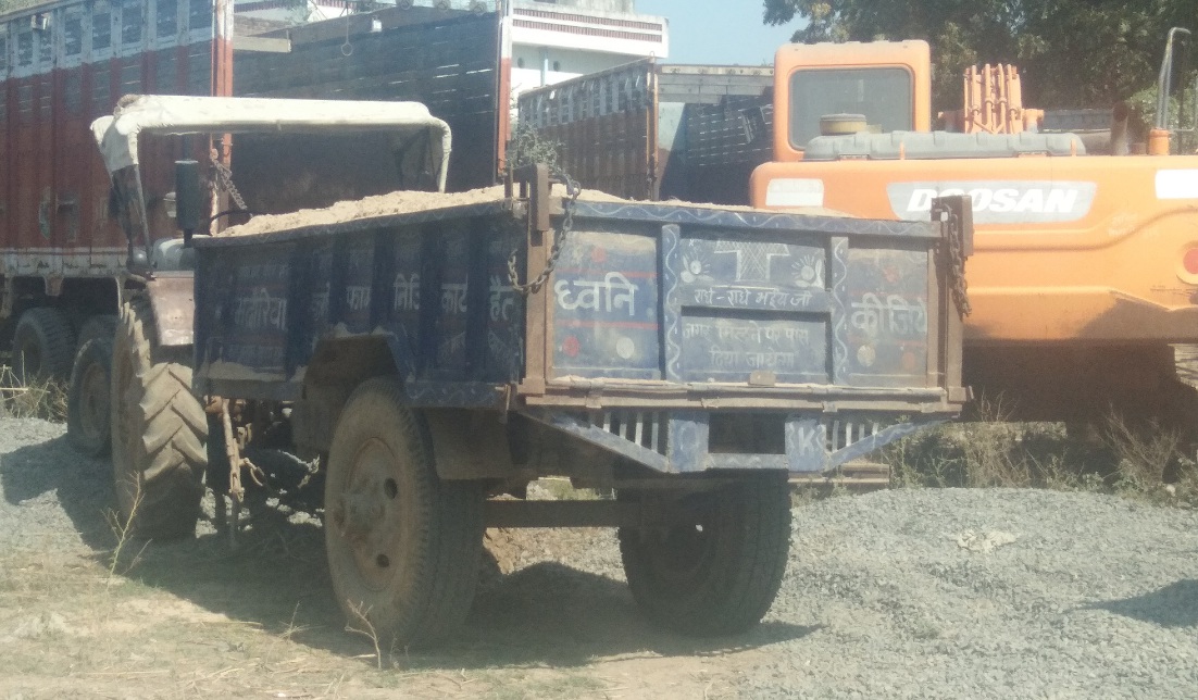 tractor, seized Chambal, Mafia, bhind news, bhind news in hindi, bhind news in hindi mp