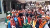 a group of 14 people reached in the dargah of Khwaja Sahib