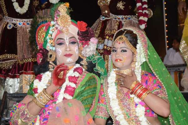 beautiful pics of cultural program