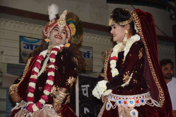 beautiful pics of cultural program