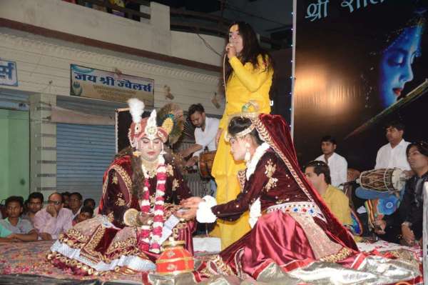 beautiful pics of cultural program