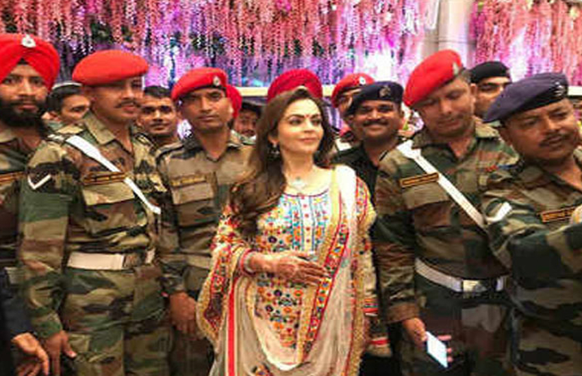 Did Mukesh Ambani use armed force in his son Akash wedding know truth
