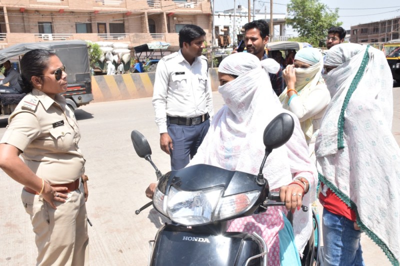 MP Traffic police big action, no-parking zone kya hota hai