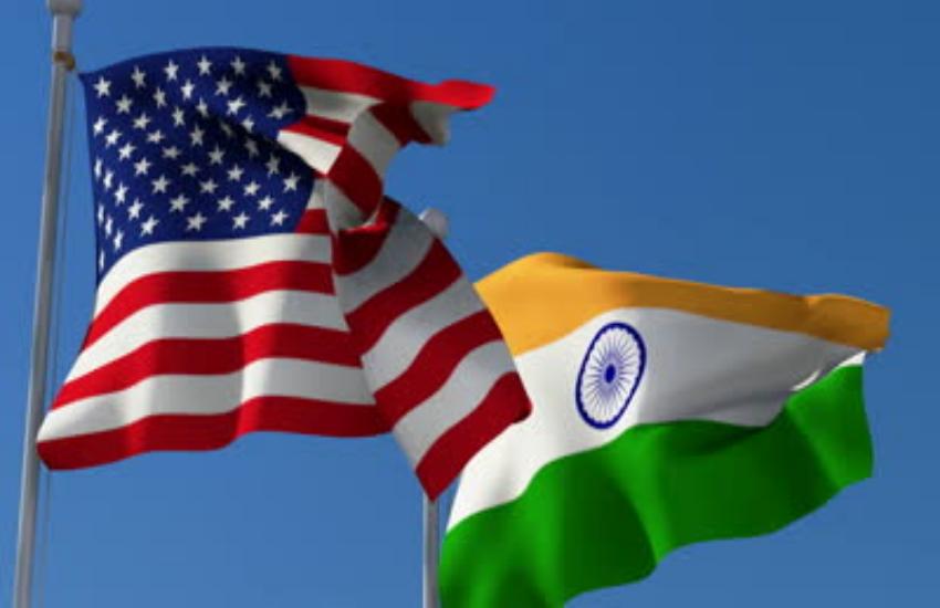 अमरीका और भारत का झंडा