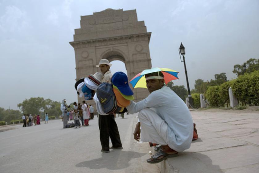 delhi ncr to experience 36 degree celcius temp on sunday