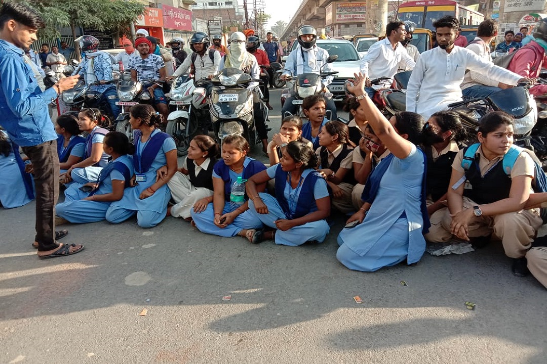 Nursing students protest against fee hike road jams