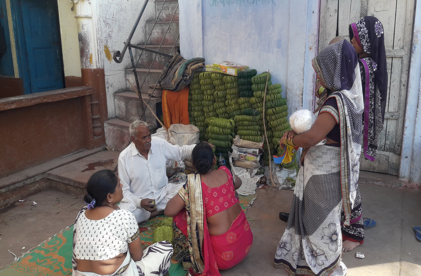 Looted in Dharmartha Dharmashalas Land at cheap rate from panchayat,