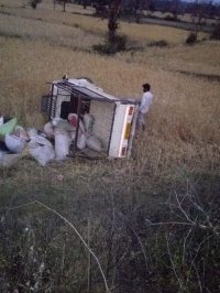 Vehicle reflex, five women injured