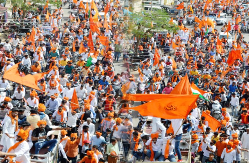 भगवा रंग में रंगा शहर, फिजा में गूंजा एक ही नारा: एक ही नाम, जय श्री राम जय श्री राम