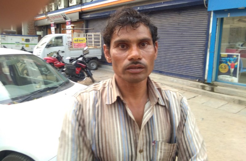 बैंक से पीएम आवास का 45 हजार रुपए लेकर जा रहा था ग्रामीण, नकाबपोश ने लूट लिया गमछे में बंधा हुआ रुपया