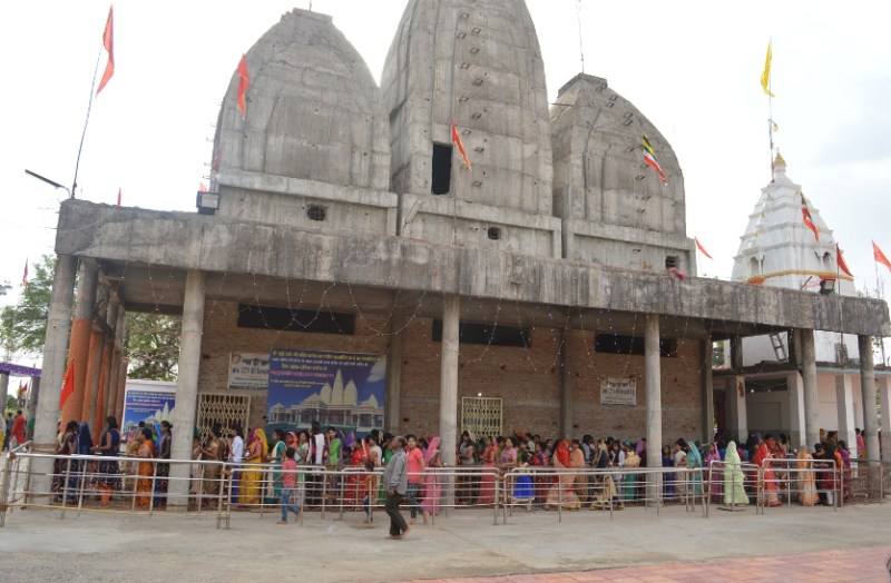 दमोह का बड़ी देवी माता मंदिर क्यों है प्रसिद्ध,नहीं पता तो यहां पढ़ें मंदिर का इतिहास