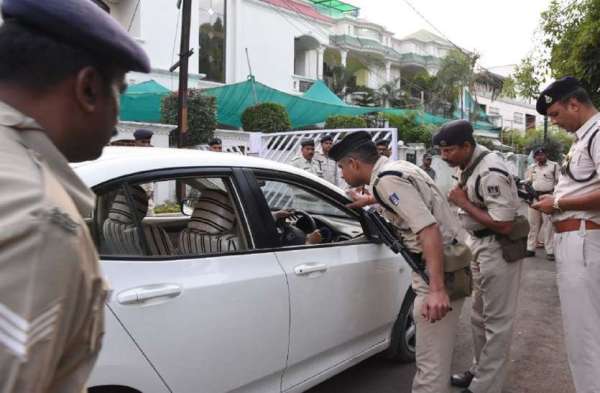 MP it raid ashwani sharma