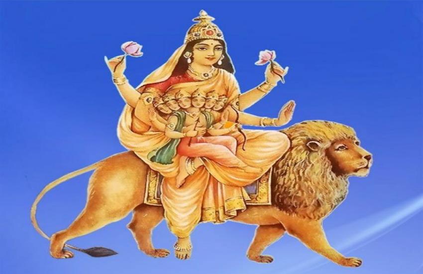 चैत्र नवरात्रि 2019: हर दुख को दूर करेंगी मां स्कंदमाता, इन उपायों को करने से मिलेगी सफलता