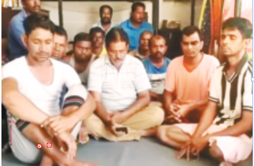 14 indian workers stranded in Oman