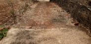 Lack of rupees was made by the incomplete road