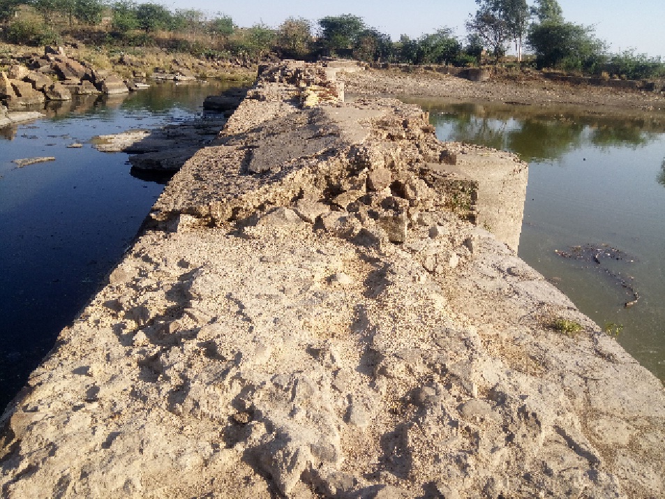 riyaasat kaaleen enikat kee ho marammat to badhe jalastar