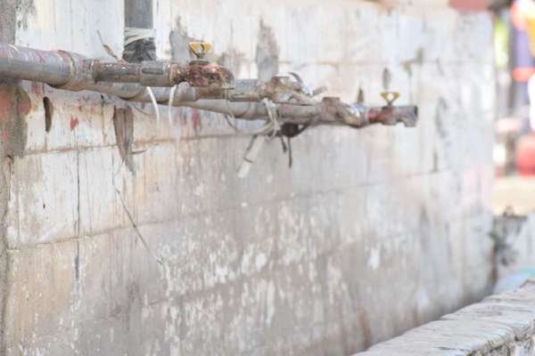 अगर आप घर से बिना पानी के आ रहे है बस स्टैंड तो देख ले ये तस्वीरे