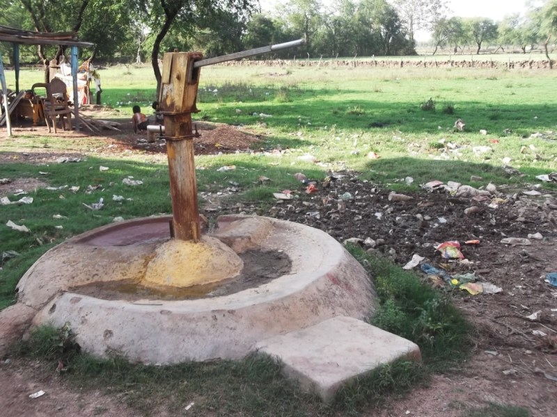 Not enough technicians to repair bad handpumps