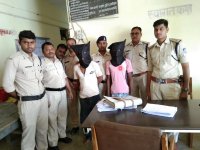 chori ki vardaat ka khulasa