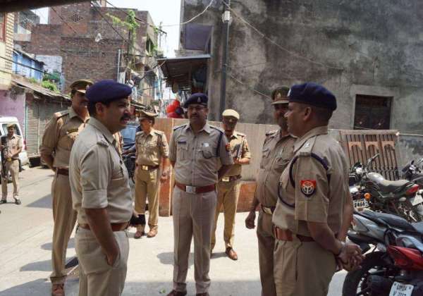 Kalanidhi Naithani auchak nirikshan