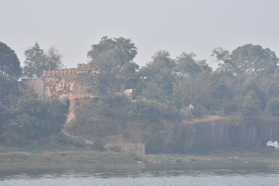 history of raja Hushangshah Fort in hoshangabad