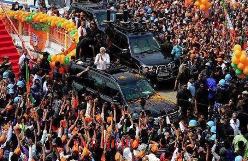 PM Narendra Modi road show 