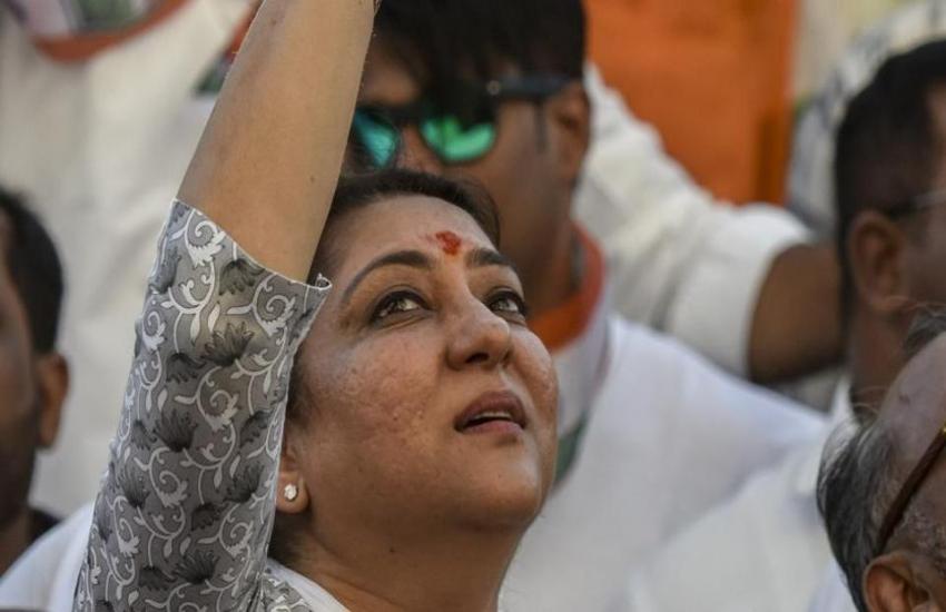 priya dutt