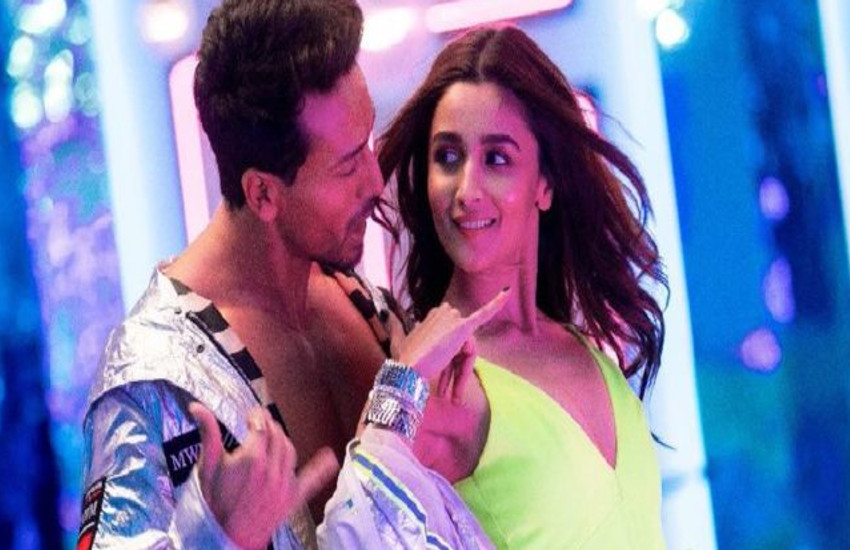 SOTY 2 के नए गाने HOOK UP SONG ने रिलीज होते ही मचाई तबाही! लोगों को पंसद आई टाइगर-आलिया की कैमिस्ट्री