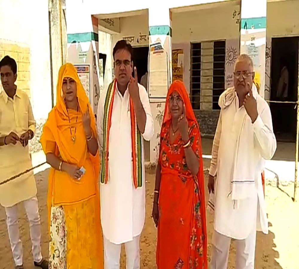 Nokha MLA Bishnoi cast vote