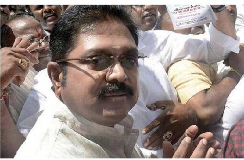 Rebel AIADMK MLAs get Supreme Court reprieve