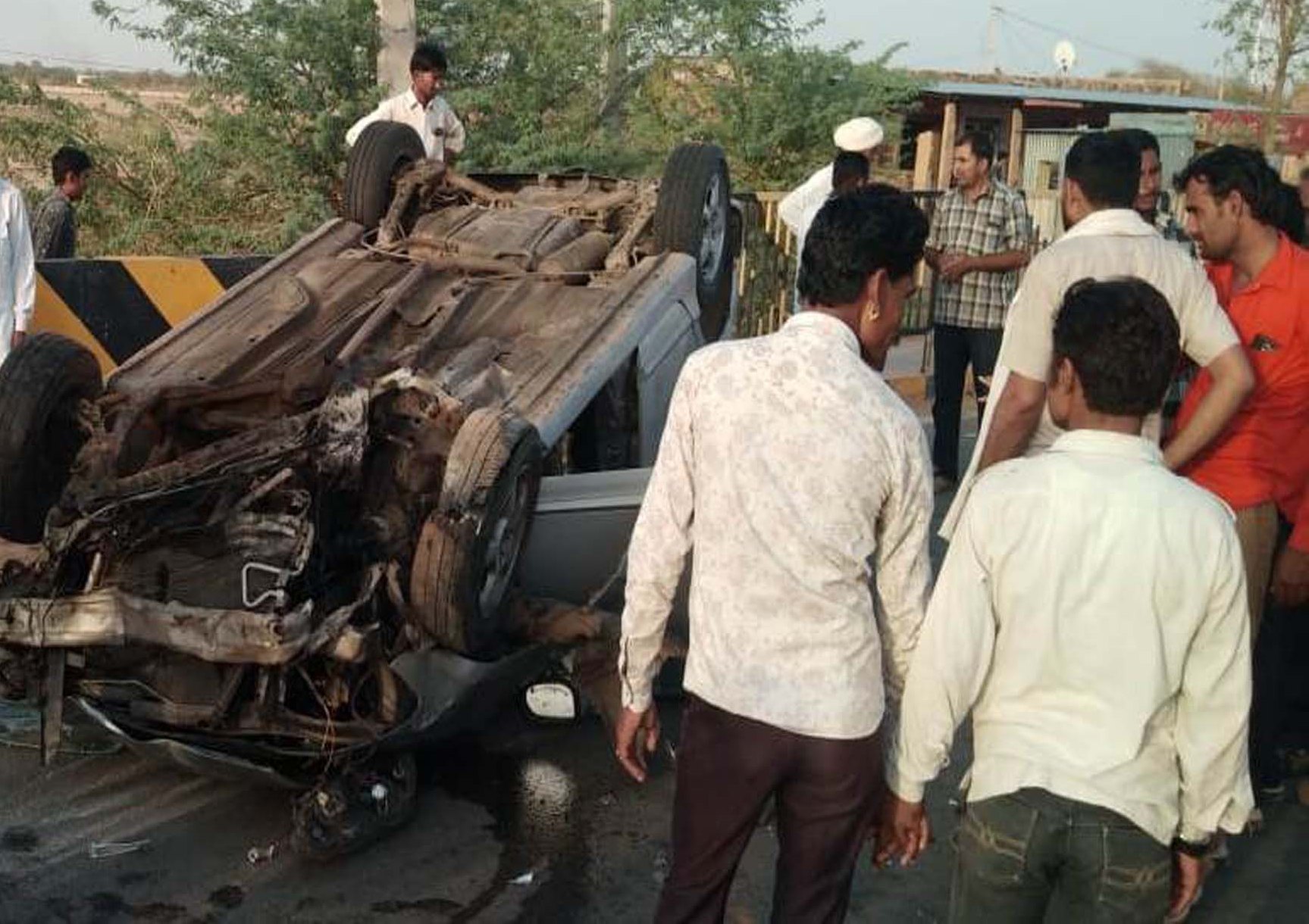 एनएच-125 पर मड़ला कलां के निकट हुआ हादसा, दो घायल जोधपुर रैफर